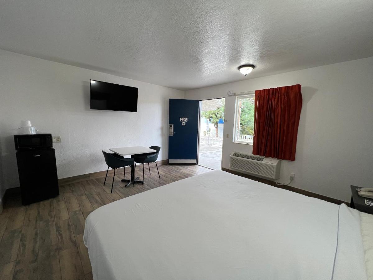 Motel 6-Orange, Ca - Anaheim Exteriér fotografie