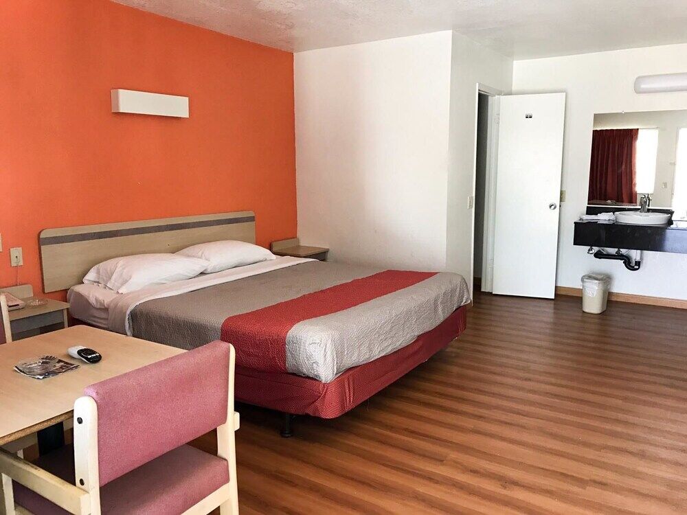 Motel 6-Orange, Ca - Anaheim Exteriér fotografie